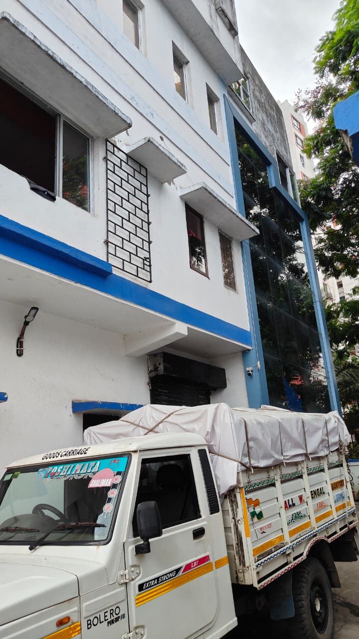 D P Enterprise Building